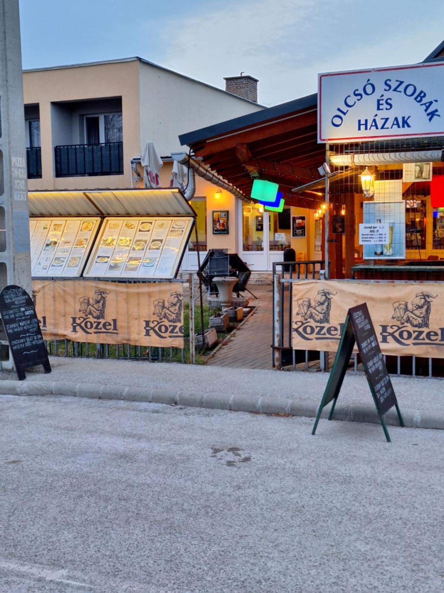Grill Terasz Etterem Es Szallashely Mezőkövesd 外观 照片