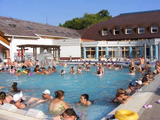 Grill Terasz Etterem Es Szallashely Mezőkövesd 外观 照片